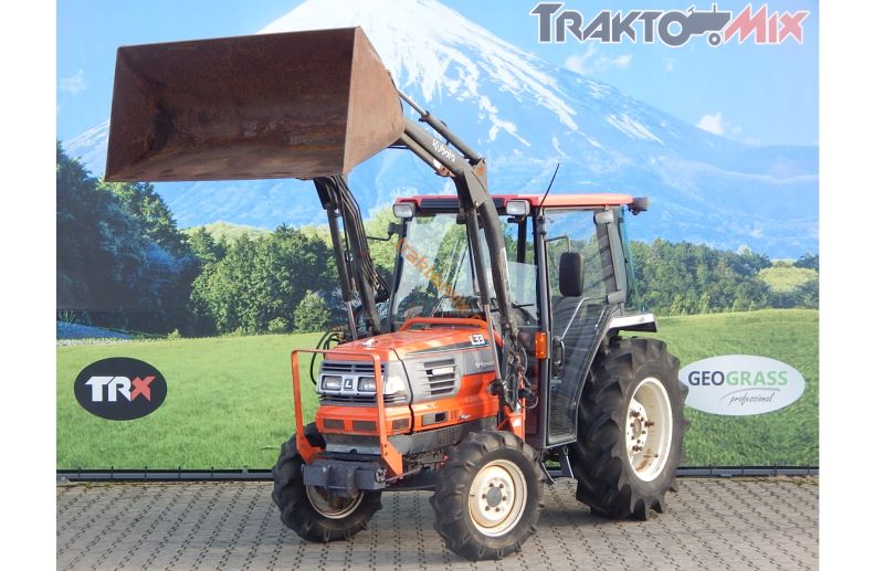 Kubota, model L33, nr. ramy: 31181 4WD+KAB AC+TUR