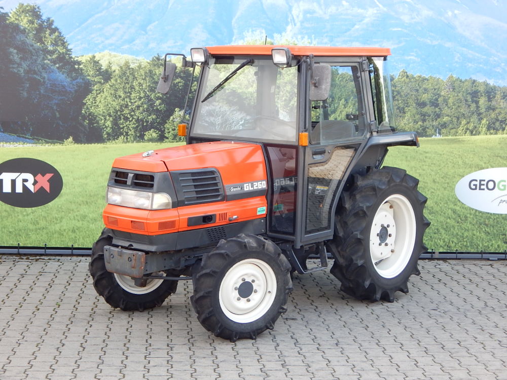 Kubota, model GL260, nr. ramy: 81541 4WD+KAB AC